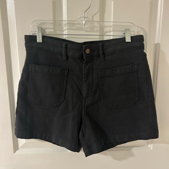 Faherty Women’s Stretched Terry Shorts In Wash Black - Picture 3 of 6
